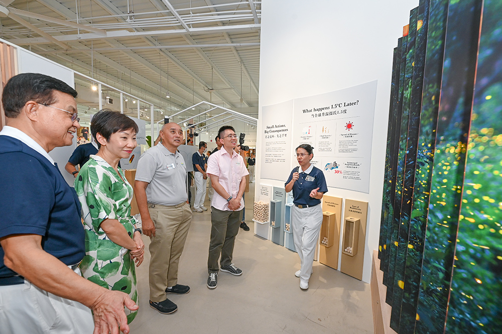 Tzu Chi Launches Glow On Gallery to Promote Sustainability as a Way of Life 