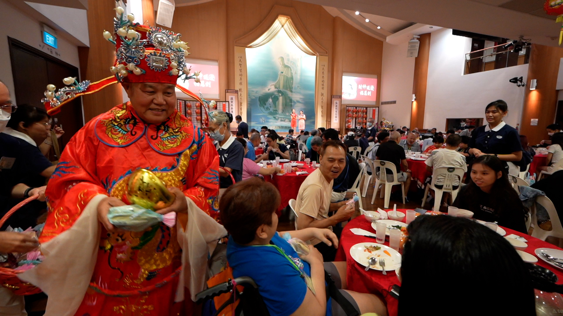 Care Recipients Enjoy a Worry-free CNY Reunion at Jing Si Hall
